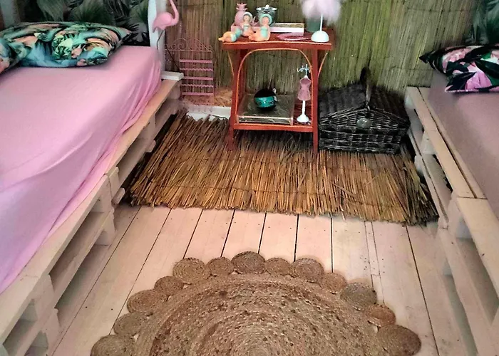 каравана тропик-екзотик а 17 Parque de Campismo *